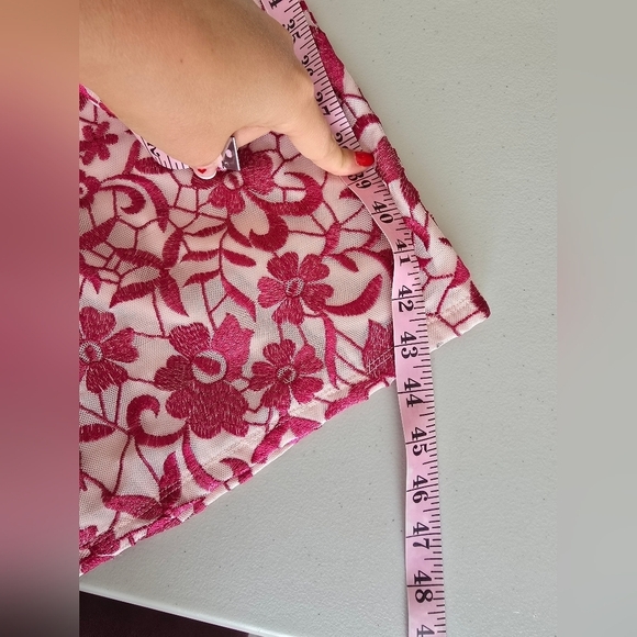 J S Collection Women's V-Neck Red Floral Dress Sz 10. - Picture 4 of 7